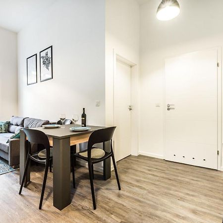 Apartament W Sercu Miasta Poznan Garbary 31 외부 사진